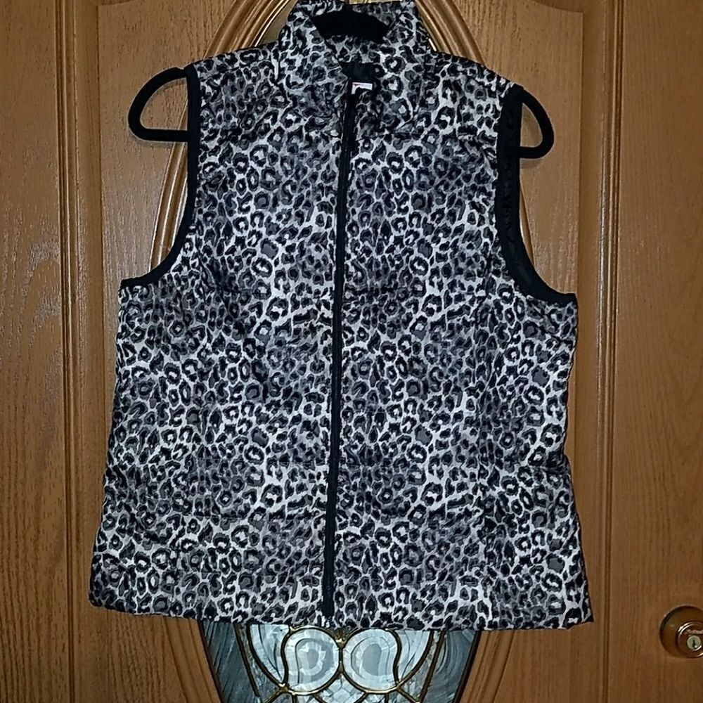 Rafaella Animal Print Puffer Quilted Vest Sz. L